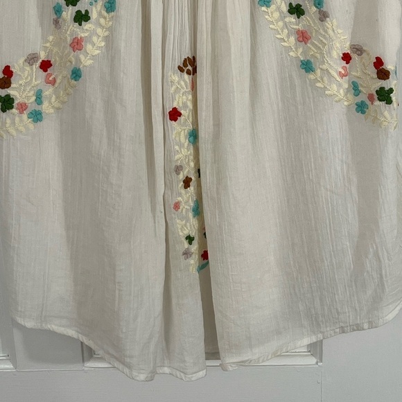 Hazel Anthropologie Boho Women’s Floral Embroidered Blouse Small Cottagecore - Picture 3 of 12